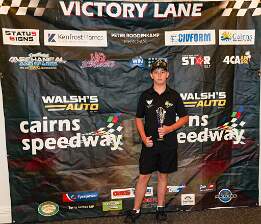 LR-251206-img_0009 null