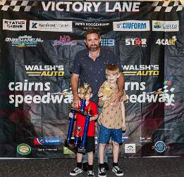 LR-251206-img_0078 null